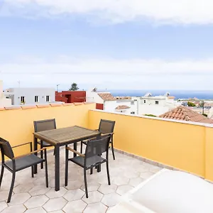 Casa Totalmente Renovada En Zona Muy Tranquila!!! Vistas Al Mar Y Montana Holiday home